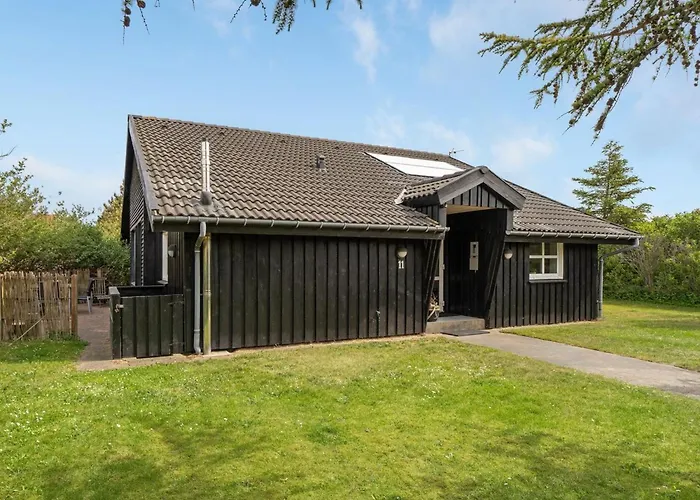 Pelle - 800m From The Sea By Interhome